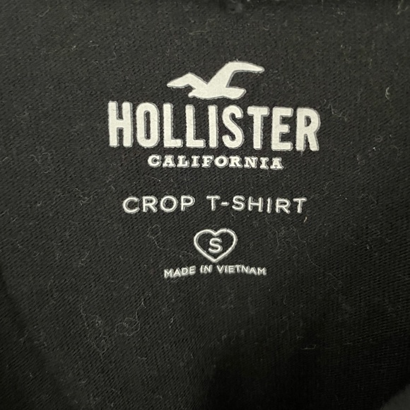 Hollister Black T-Shirt - Picture 3 of 3